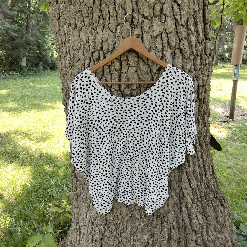Kim &Cami Blouse in size M